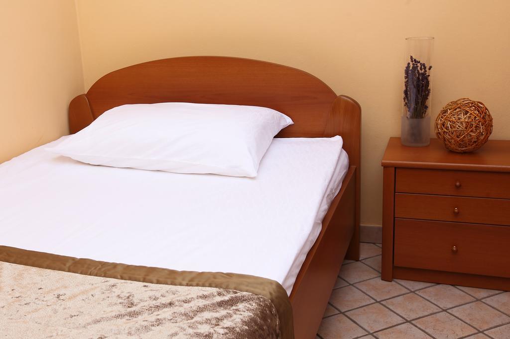 Bed And Breakfast Malovec Divaca Luaran gambar