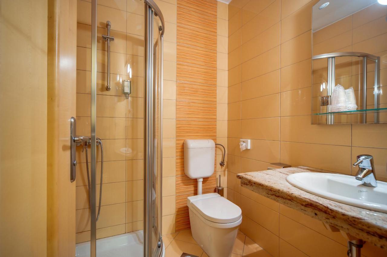 Bed And Breakfast Malovec Divaca Luaran gambar