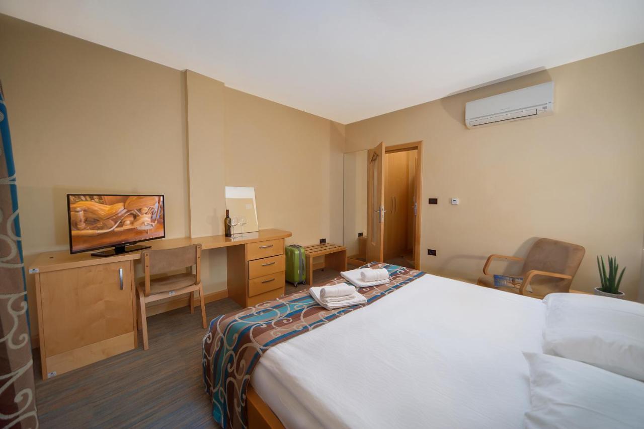 Bed And Breakfast Malovec Divaca Luaran gambar